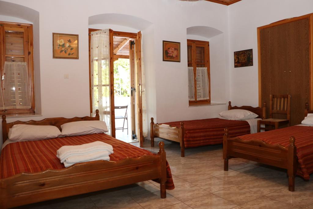 Maleatis Apollo Guesthouse Kosmás Eksteriør billede